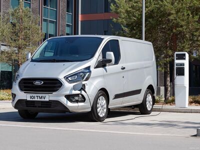Imagen de FORD Transit Custom Transit Custom Van 2.5 Duratec Trend 320 L1 171kW nuevo